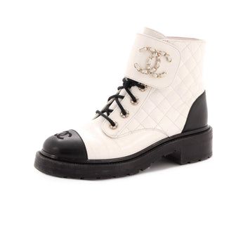 Chanel Women's Chain CC Cap Toe Lace Up Combat Boots Quilted Leather