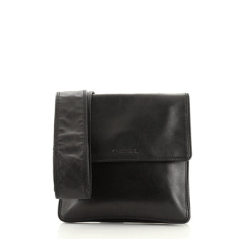 Chanel Vintage Flat Crossbody Bag Leather Small