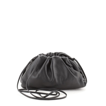 Bottega Veneta The Pouch Leather 20